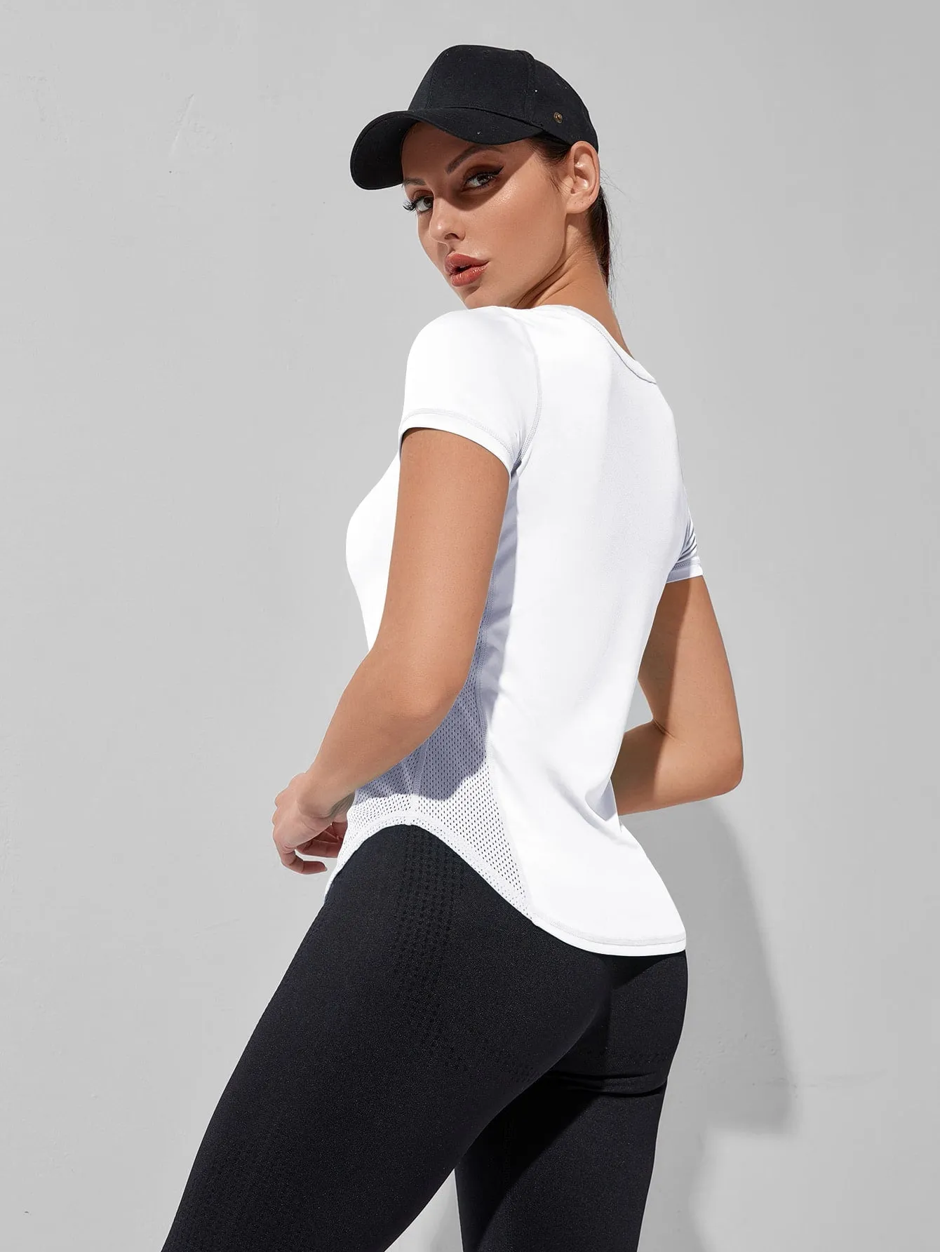 Breathable Softness Active Tee SS23